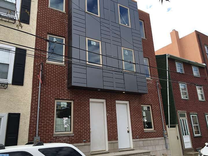 2nd image of 1118 E Oxford St
