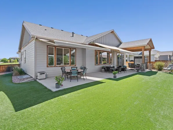 586 Greenspire Dr, Windsor, CO 80550