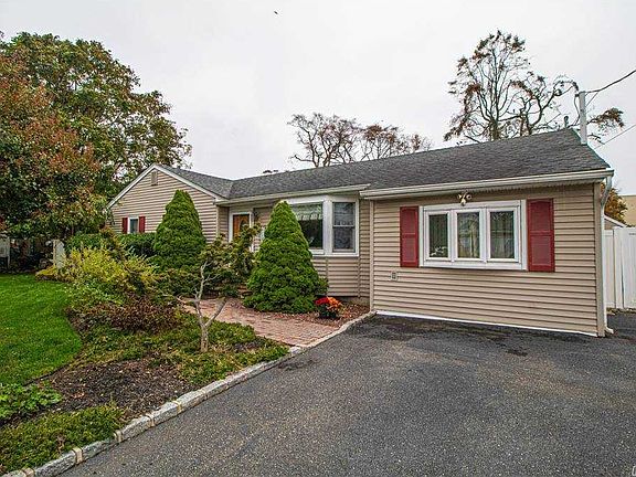 2nd image of 28 Brookdale Dr