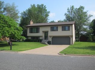 806 Fanta Reed Rd, La Crosse, WI 54603