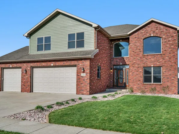 1748 Periwinkle Dr, Morris, IL 60450