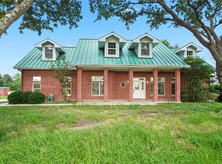 19250 Becker Rd, Hockley, TX 77447