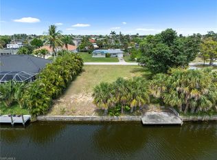 5115 Manor Ct, Cape Coral, FL 33904