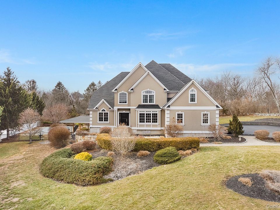 1st image of 5 Madonna Drive