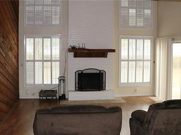 5th image of 116 Bowling Green Dr