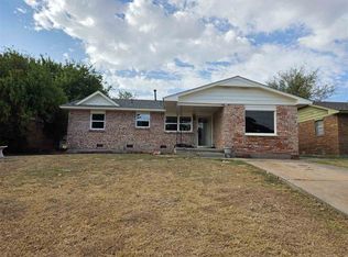 340 NW 62nd St, Lawton, OK 73505