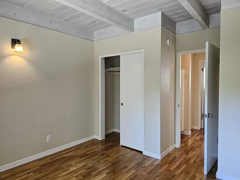 416 Ocean View Ave #A — Photo 11