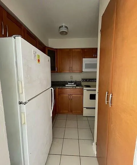 1711 S Cypress Rd — Photo 3