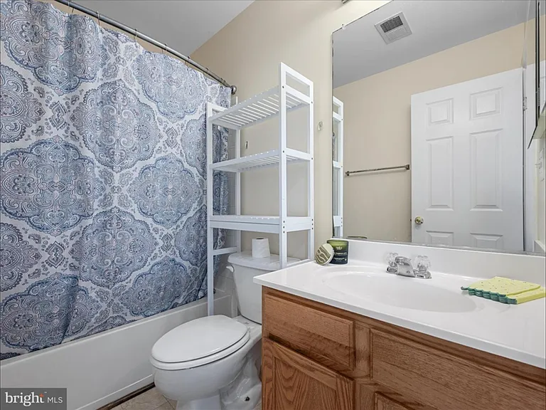 303 Pendleton Ln — Photo 20