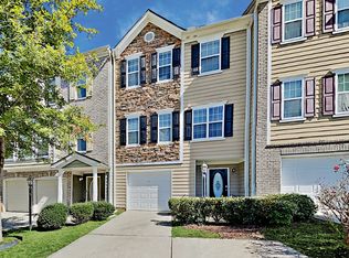 825 Belfry Ter, Fairburn, GA 30213