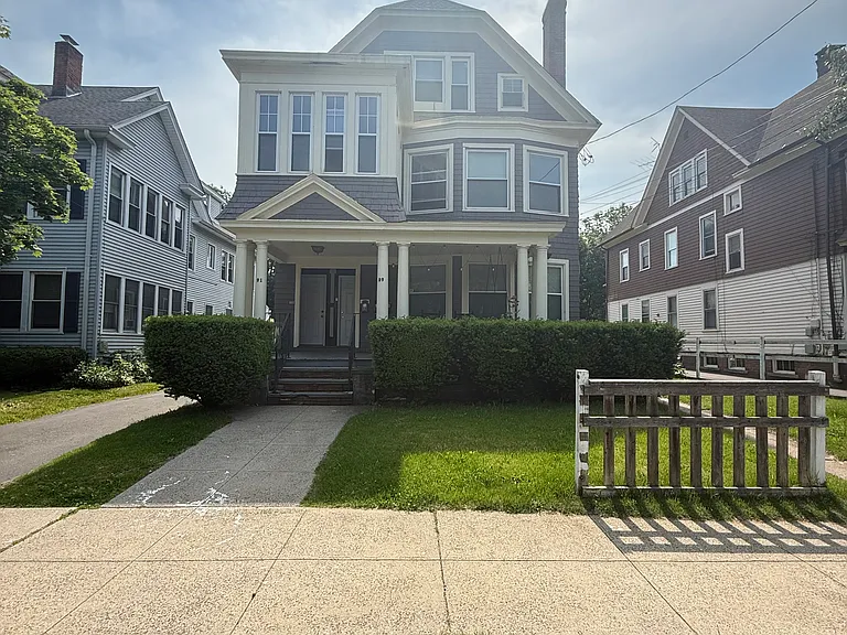 89 Hubinger St #3 — Photo 20
