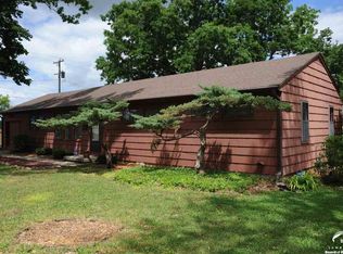 945 Highland Dr, Lawrence, KS 66044