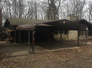 2025 N Glendale Rd, Oconomowoc, WI 53066