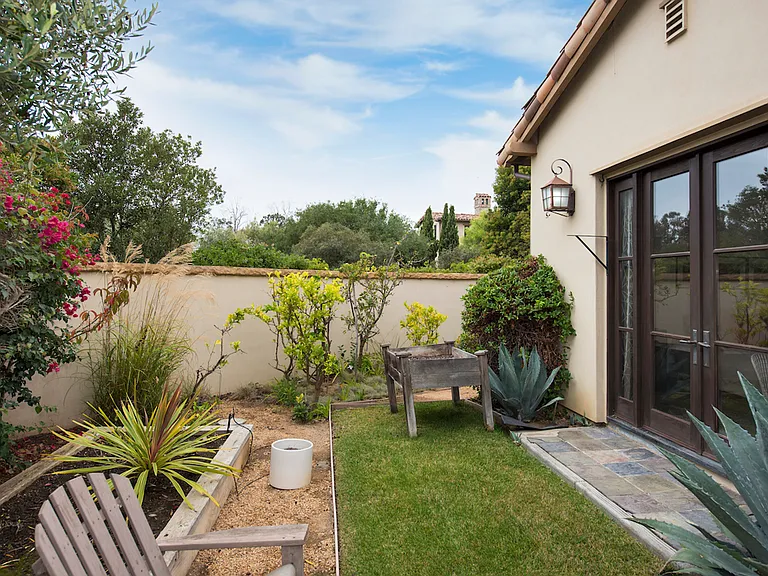 7767 Kestrel Ln — Photo 16