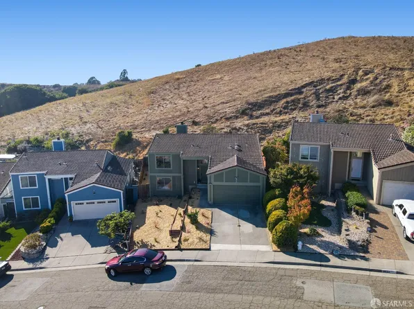 4029 Mozart Dr, Richmond, CA 94803