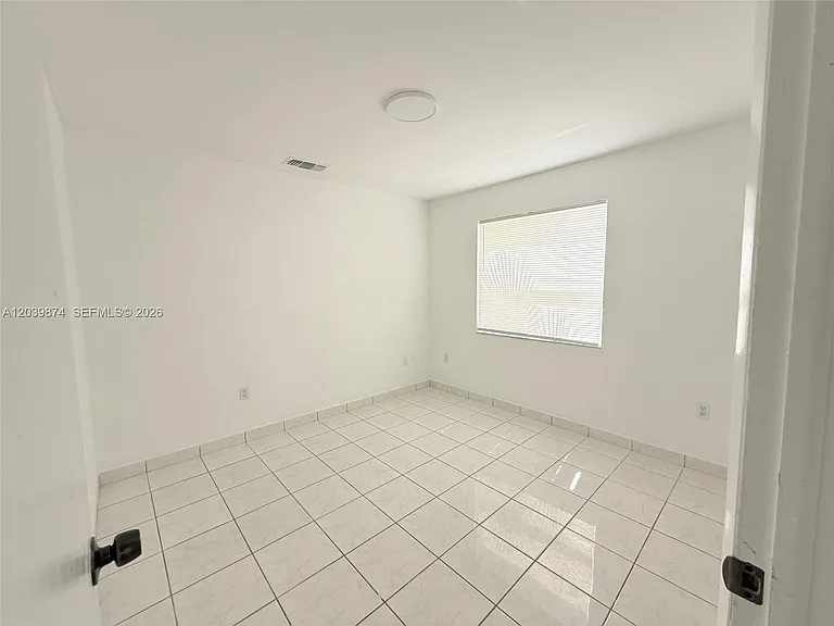 2645 SW 28th Ct #2645 — Photo 10