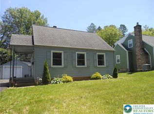 415 Willow Rd, Hellertown, PA 18055