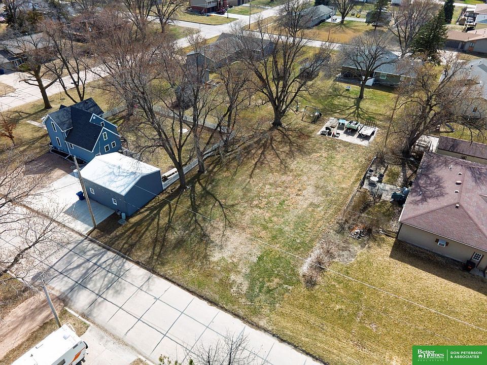 1st image of W 14th St