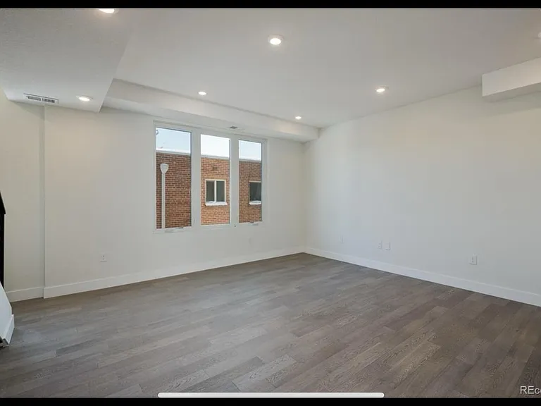 2851 W 23rd Ave #4 — Photo 30
