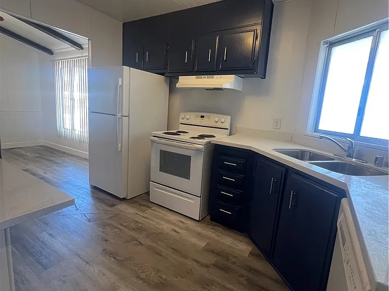 3020 W Charleston Park Ave — Photo 8
