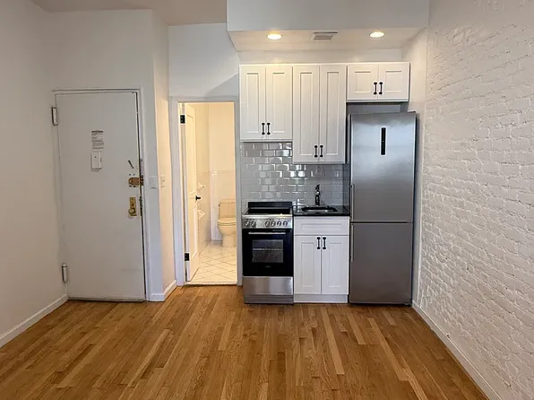 428 E 89th St APT 3d, New York, NY 10128