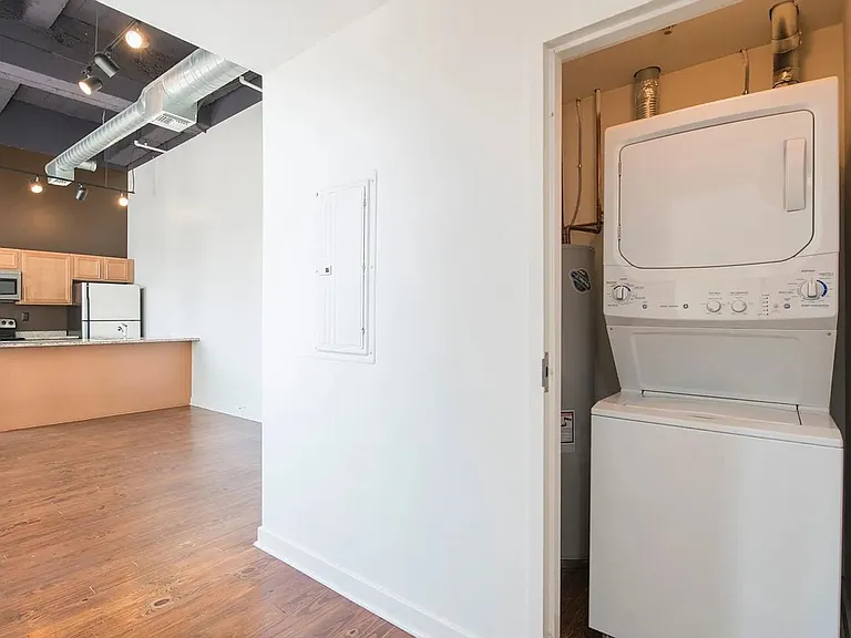 1510 Chestnut St #803 — Photo 23