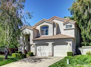 11705 Gold Parke Ln, Gold River, CA