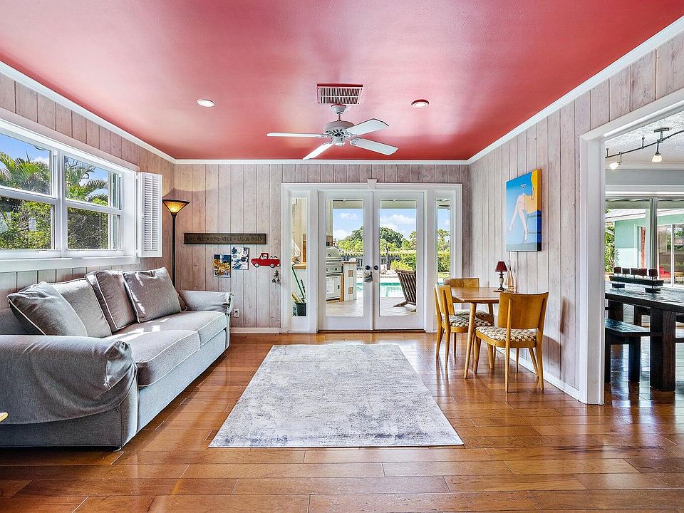 1st image of 17 Palmetto Way