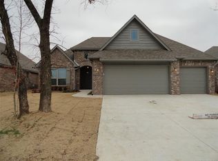 1520 E Pasadena St, Broken Arrow, OK 74011