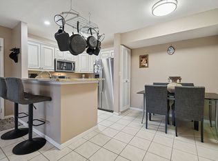 5123 Topaz Ln APT 202, New Port Richey, FL 34652