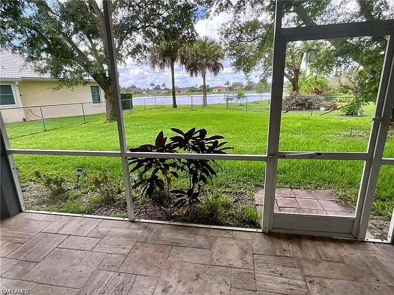 701 Meyer Dr — Photo 16