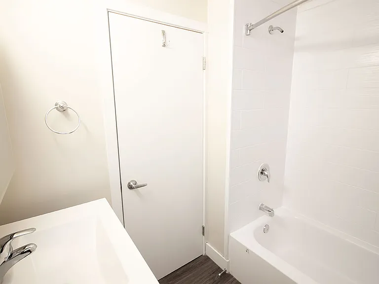 315 Marion St #7 — Photo 21