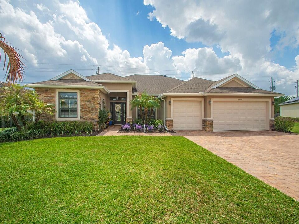 1st image of 5907 Brae Burn Circle