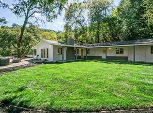 18 Monte Veda Dr, Orinda, CA 94563