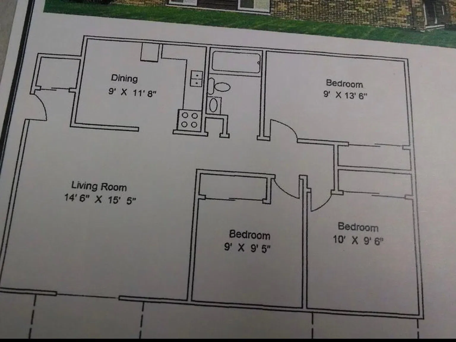 828 Russell Rd — Photo 2