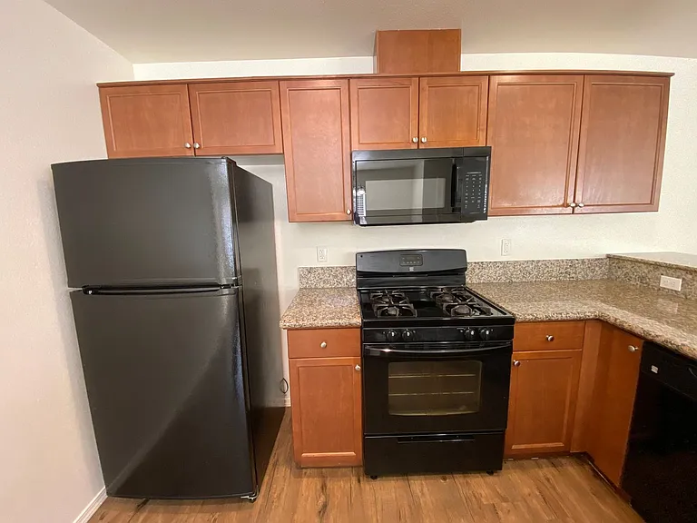 2109 Bella Oaks Dr — Photo 11