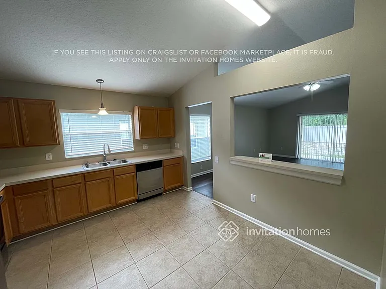 25303 Flying Ebony Ln — Photo 11