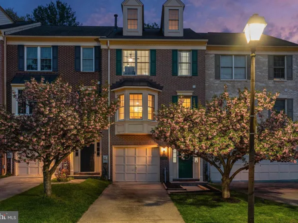 1003 Hidden Moss Dr, Cockeysville, MD 21030