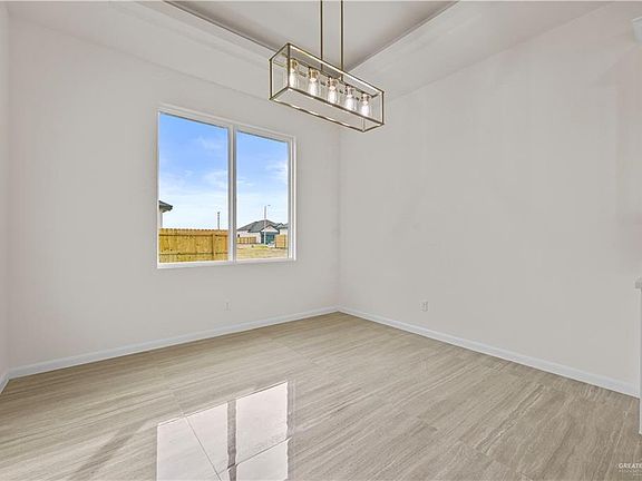 4th image of 4104 Alexia Ln