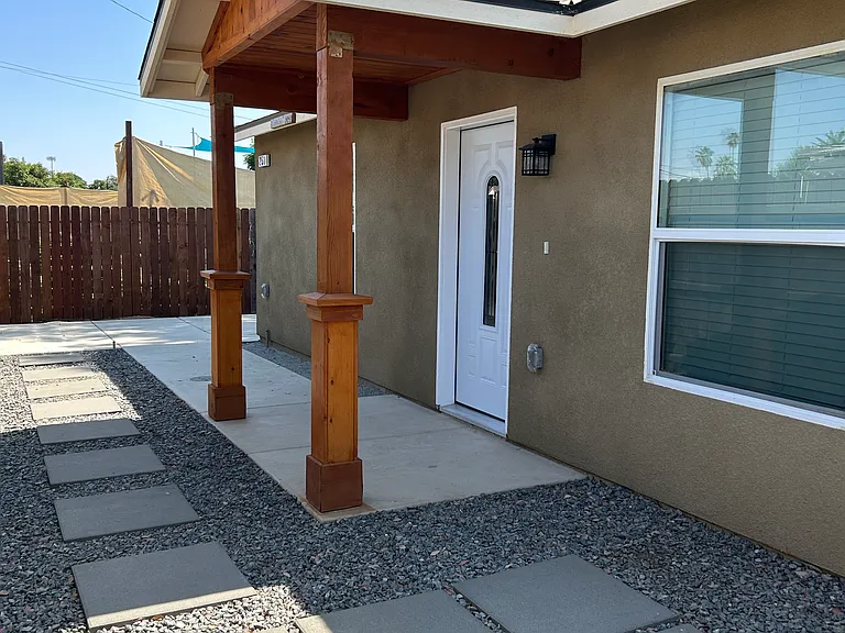 251 S F St #1/2 — Photo 4
