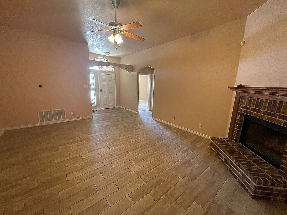 1st image of 2903 Alamocitos Creek Dr