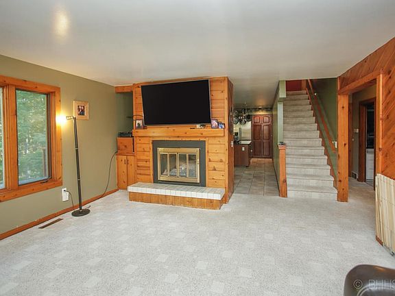 167 country club blvd-104