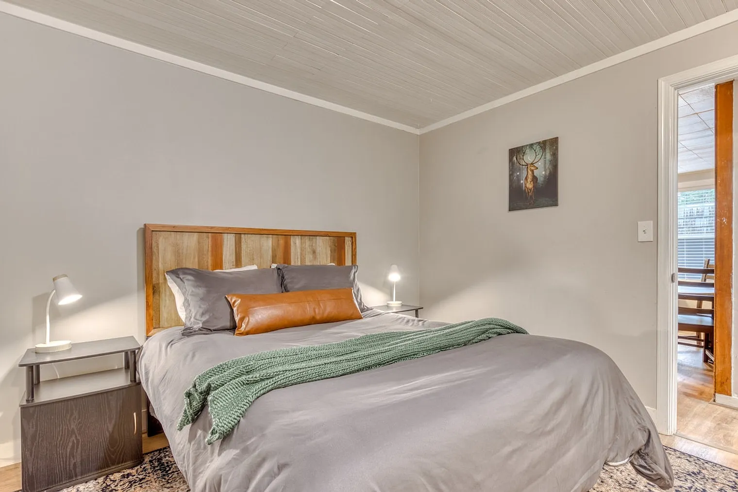 1 bed, 1.0 bath, 699 sqft, $2,893 — Photo 4