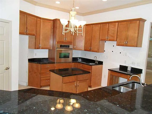 5th image of 885 Country Lake Cir