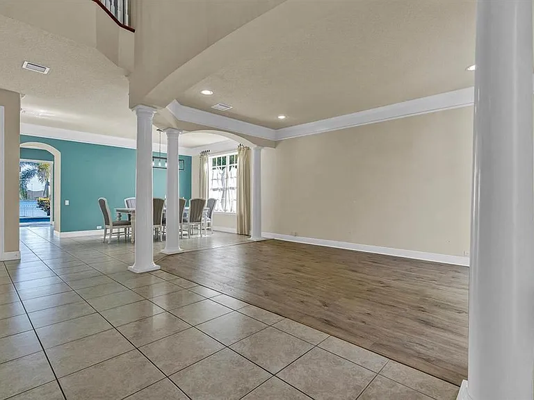 10290 NW 60th Pl — Photo 21