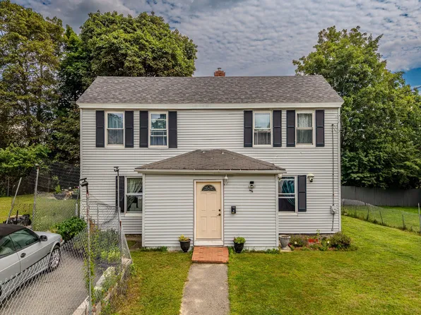 20 Boutelle St, Fitchburg, MA 01420