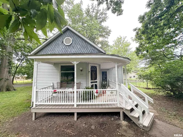 505 S 7th St, Herrin, IL 62948