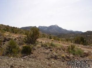 4279 E Burnsey Ln, Kingman, AZ 86401
