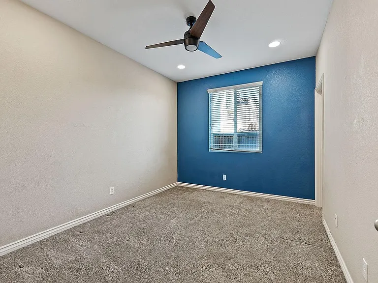 5282 Jacque Bell Ln — Photo 5