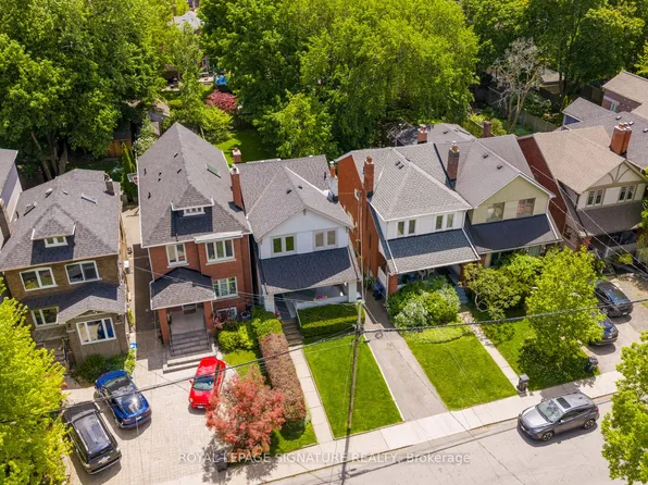 101 Deloraine Ave, Toronto, ON M5M 2B1